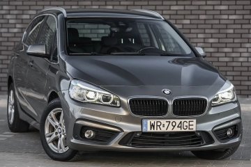 136KM Navi Skóra Adaptive LED Klimatronic Tempomat Park Assist